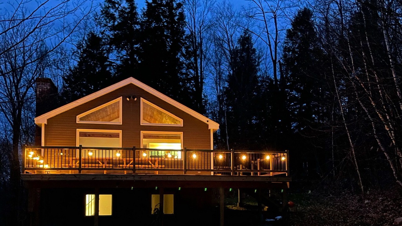 Photo of Buildings in Stratton and Bromley Ski Areas