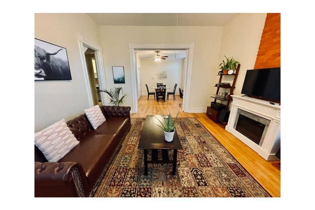 Photo of Livingroom in Glens Falls
