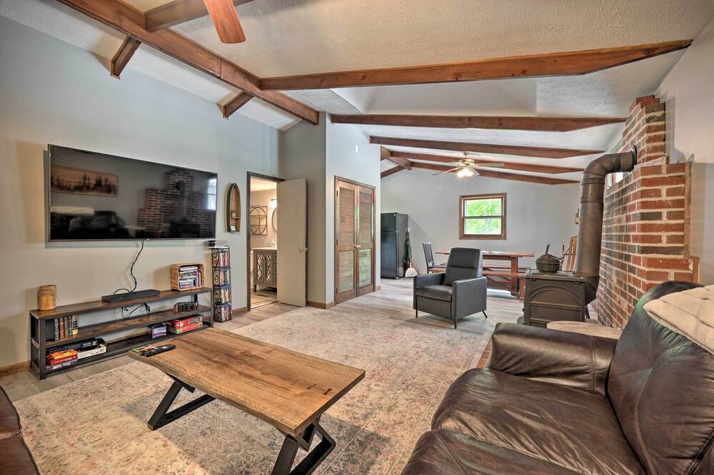 Photo of Livingroom in Great Cacapon