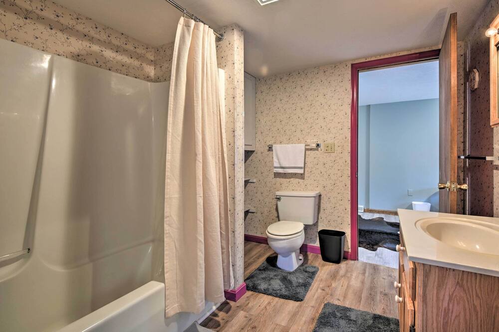Photo of Bathroom in Great Cacapon
