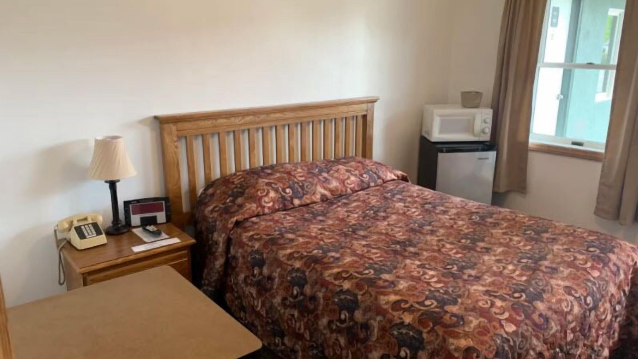 Photo of Bedroom in Glen Dale