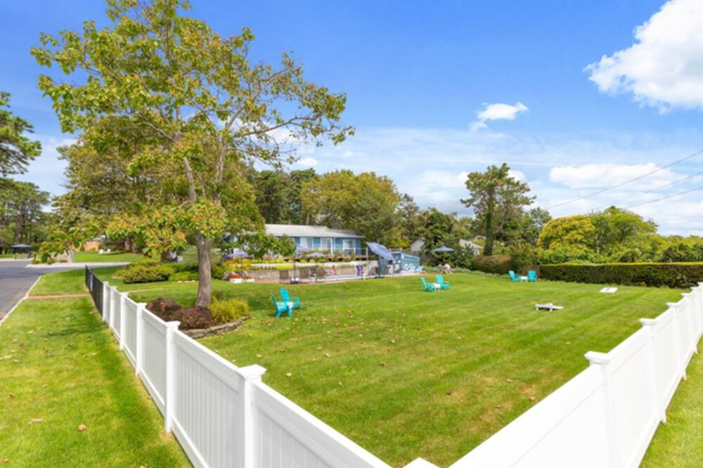 Photo of Others in Hampton Bays