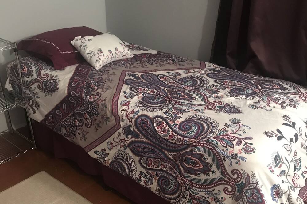 Photo of Bedroom in North Lake George