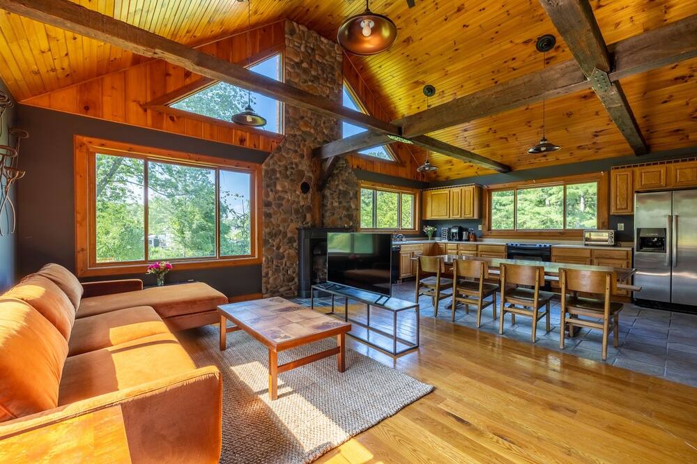Photo of Livingroom in Town of Clermont