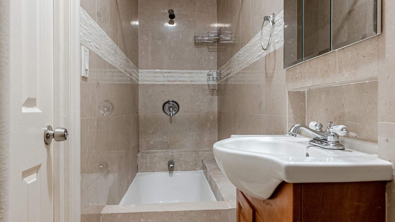 Photo of Bathroom in East Harlem