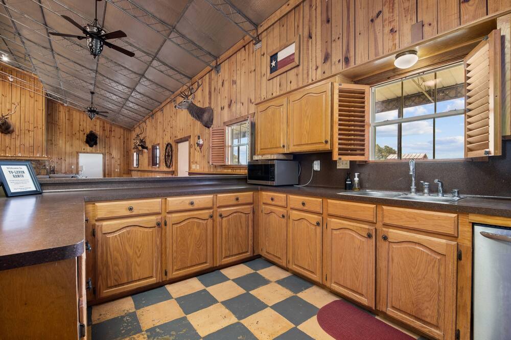 Photo of Kitchen in Damon