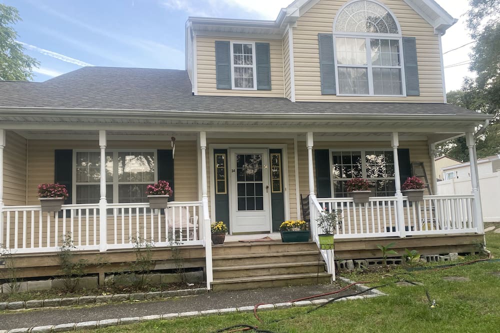 Photo of Outdoor in Selden