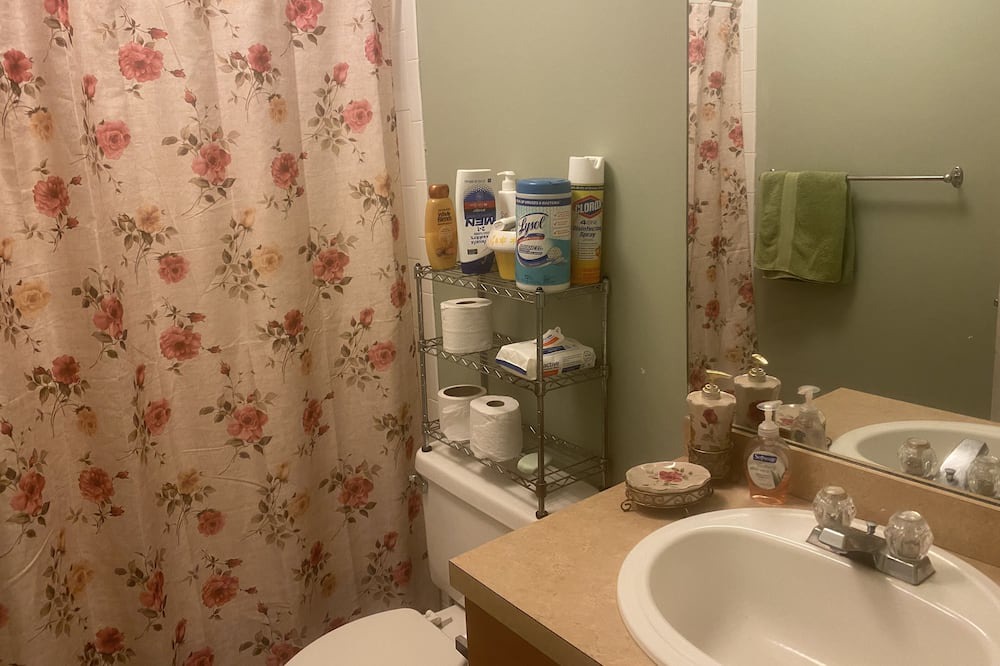 Photo of Bathroom in Selden