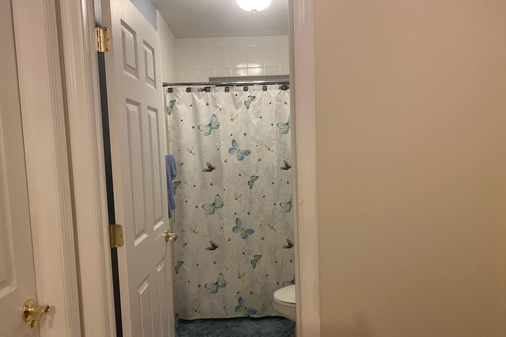 Photo of Bathroom in Selden