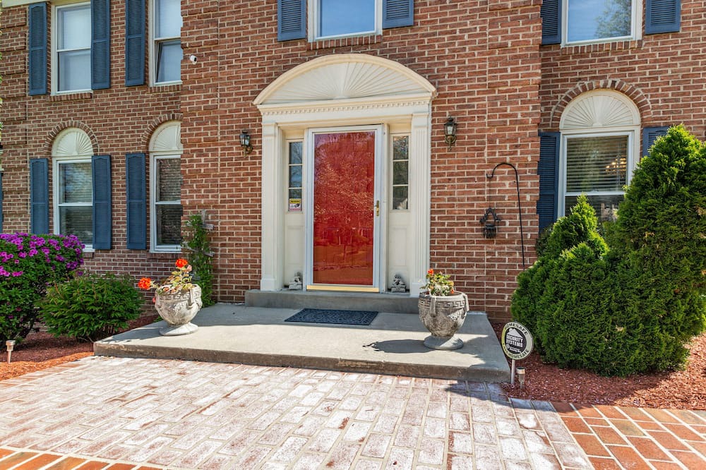 Photo of Outdoor in Burtonsville