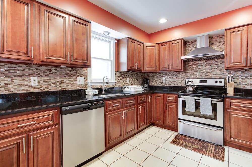 Photo of Bedroom in Burtonsville