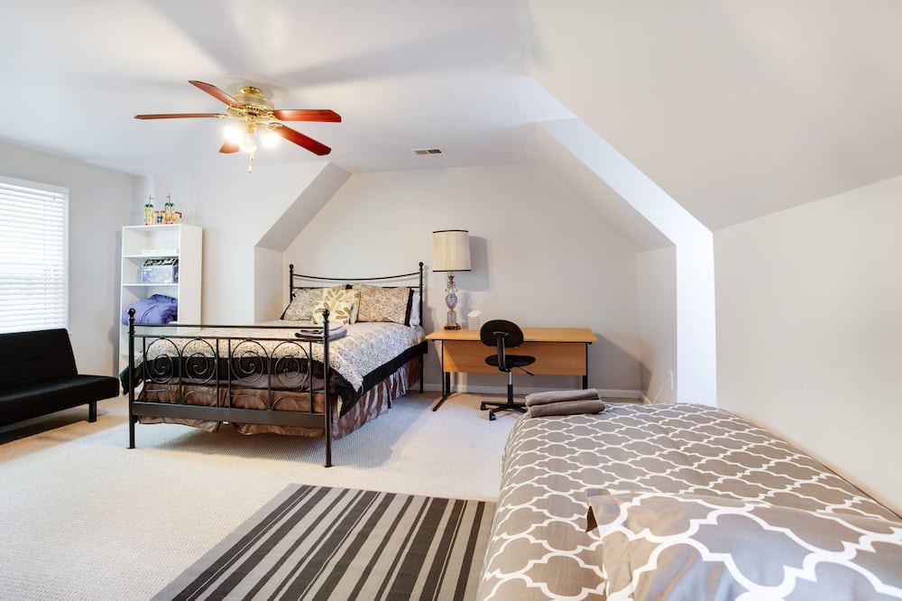 Photo of Bedroom in Burtonsville