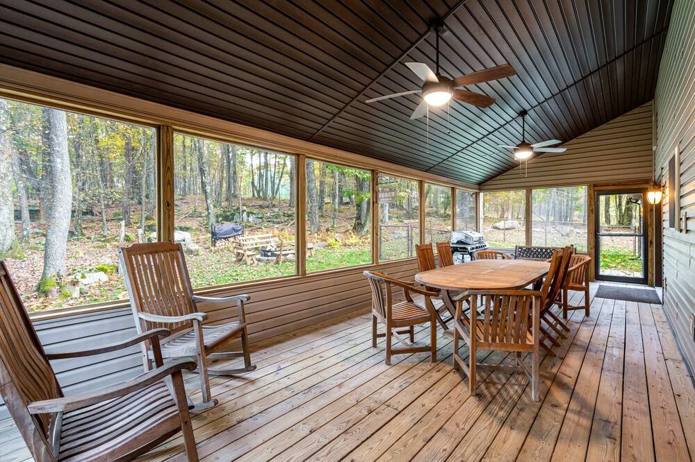 Photo of Outdoor in Alpine Lake