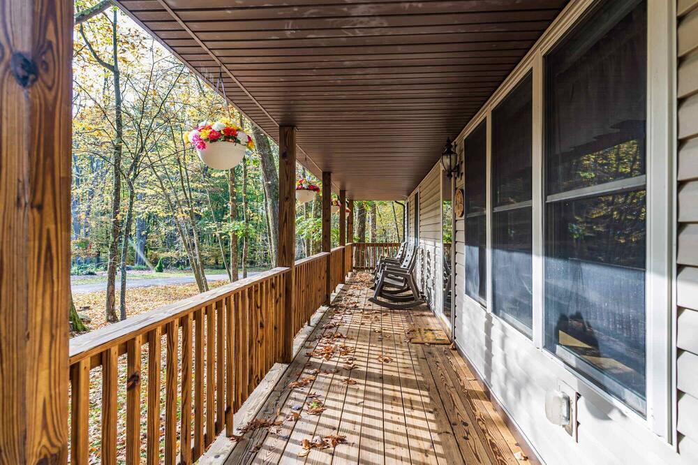 Photo of Outdoor in Alpine Lake