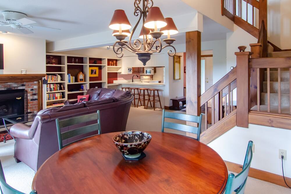 Photo of Kitchen in West Hartford