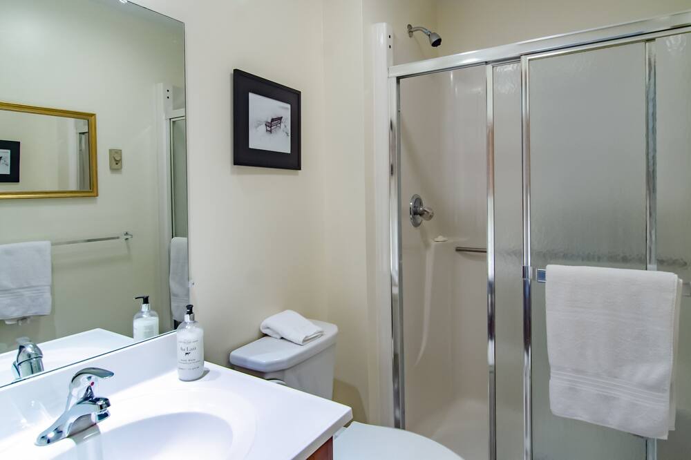 Photo of Bathroom in West Hartford
