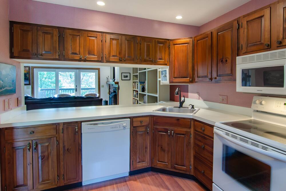 Photo of Kitchen in West Hartford