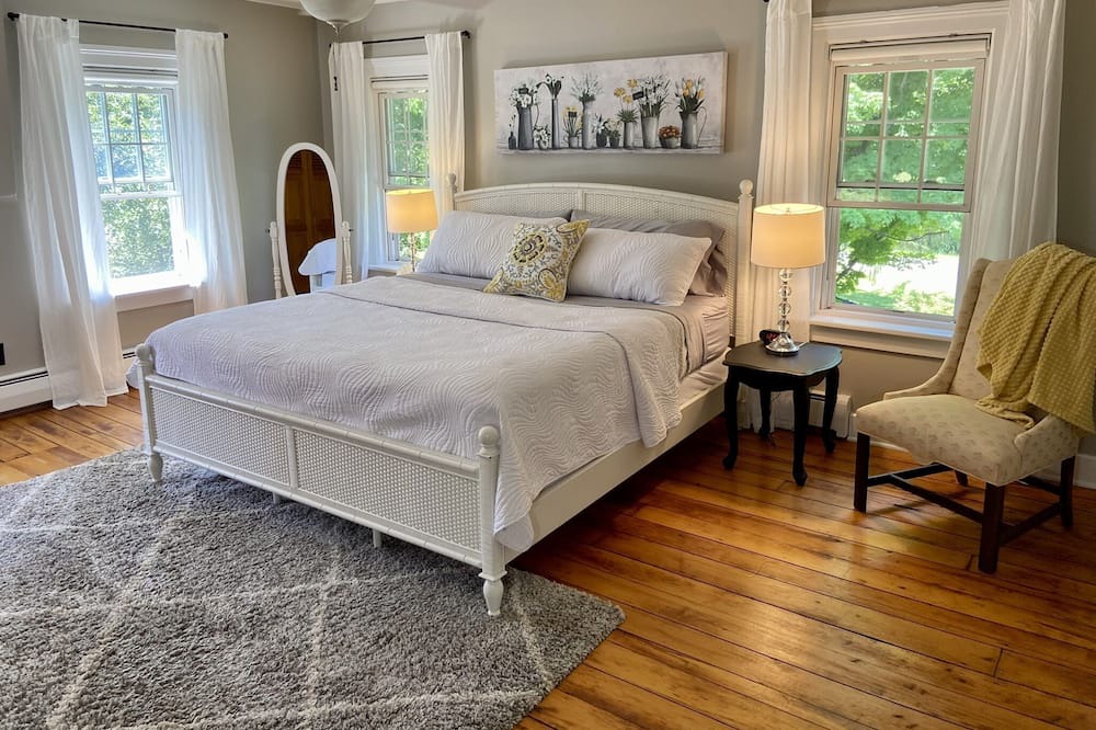 Photo of Bedroom in Sodus
