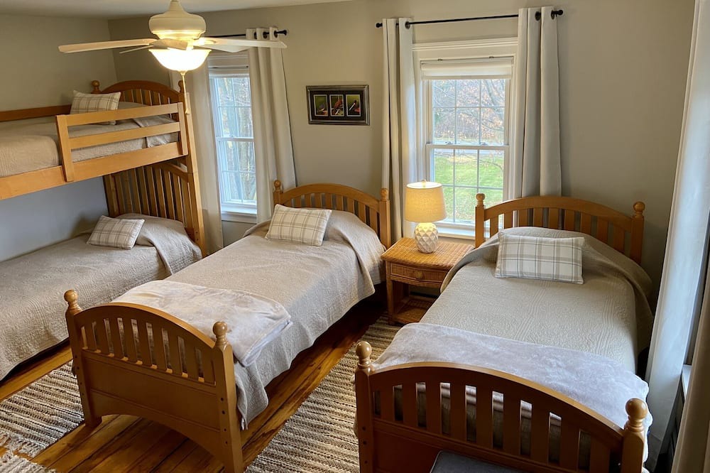 Photo of Bedroom in Sodus