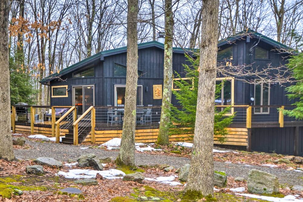 Photo of Outdoor in Alpine Lake