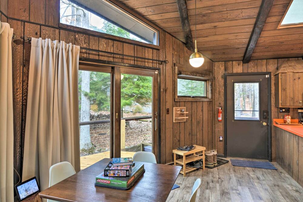 Photo of Bedroom in Alpine Lake