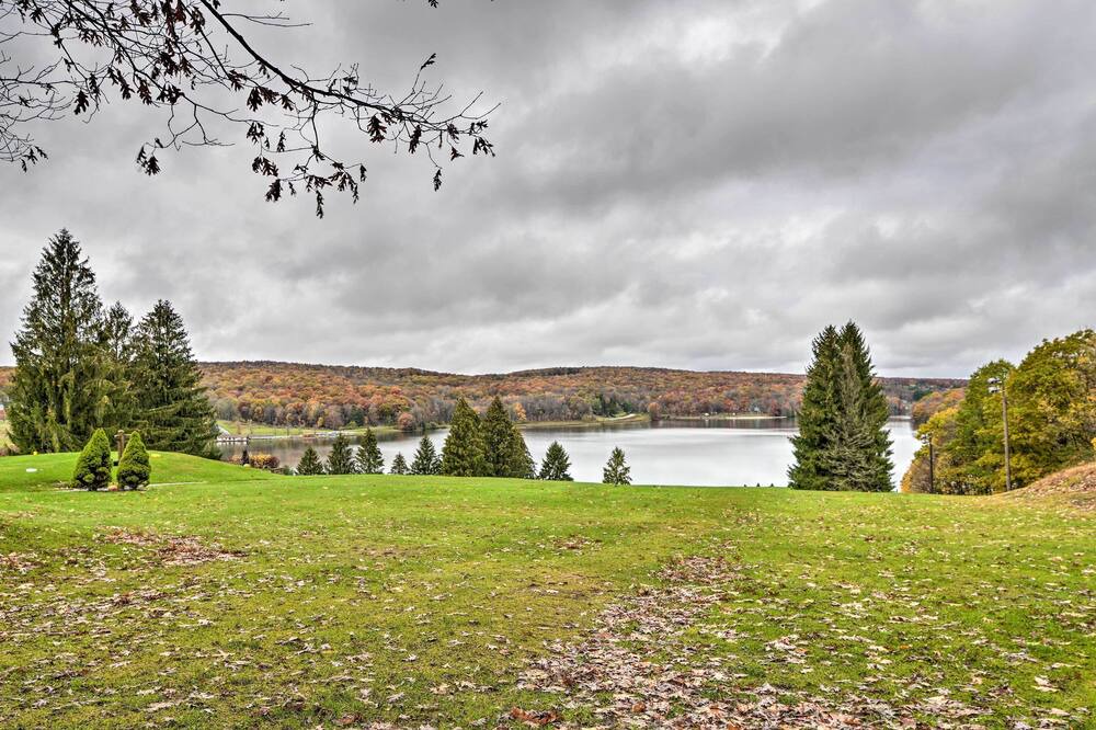 Photo of Outdoor in Alpine Lake