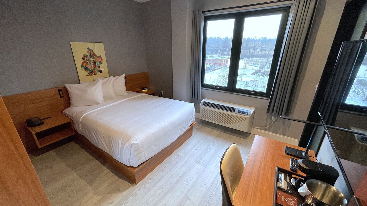 Photo of Bedroom in Greenwood