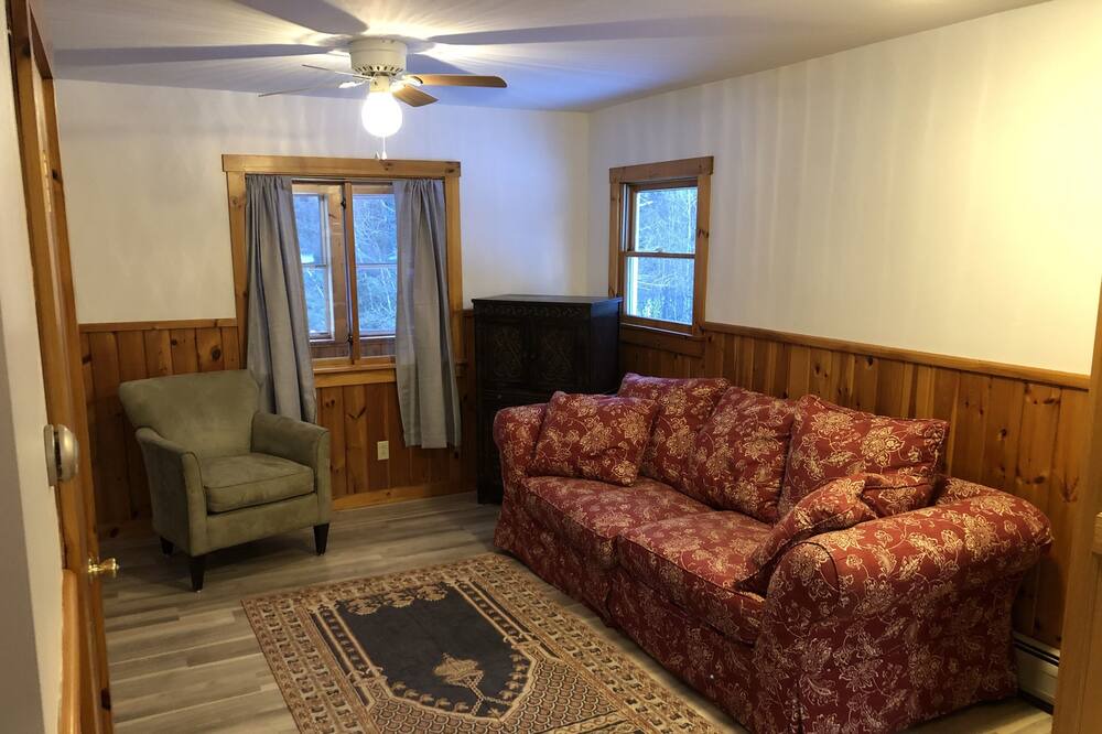 Photo of Livingroom in Barton