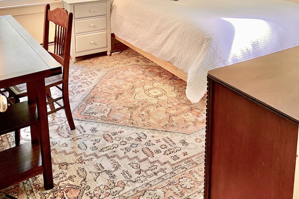 Photo of Bedroom in Rye Beach
