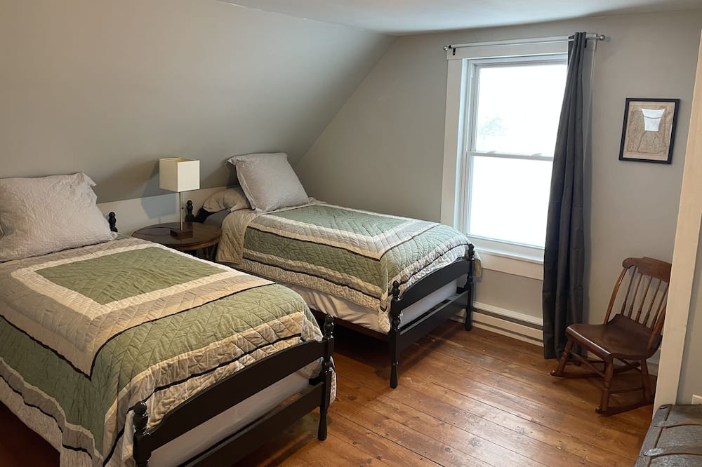 Photo of Bedroom in Sunapee