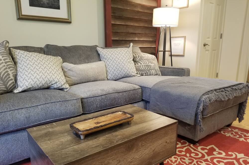 Photo of Bedroom in Gardiner