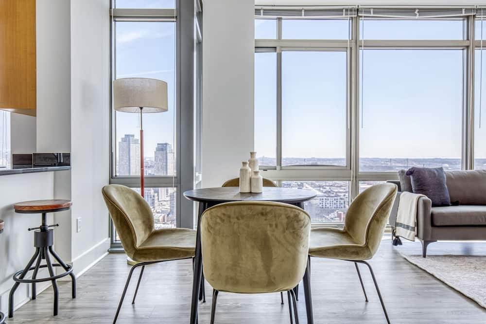 Photo of Livingroom in Hunters Point