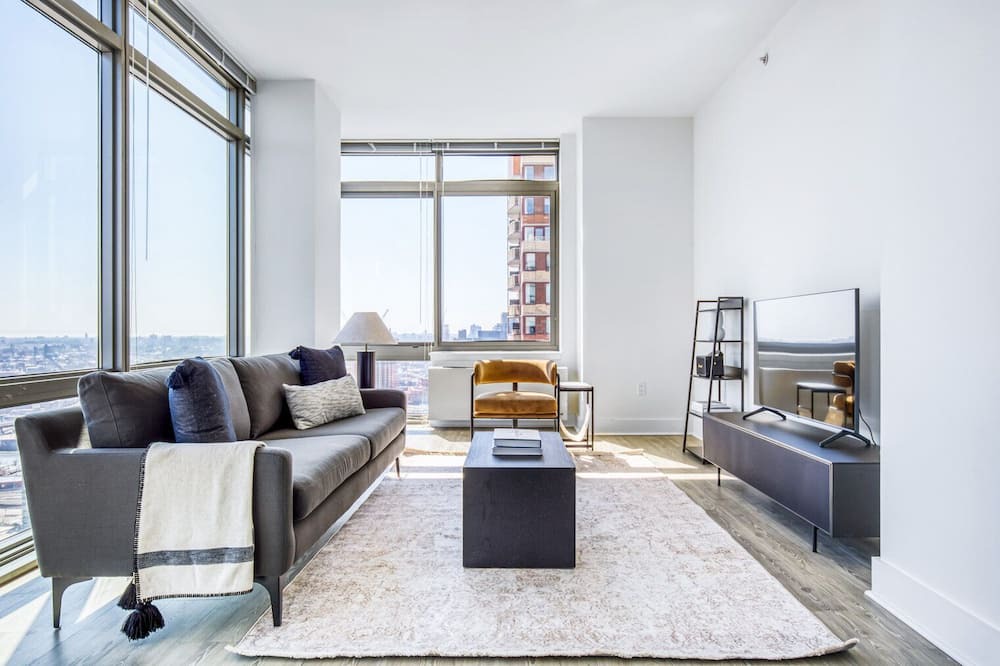 Photo of Livingroom in Hunters Point