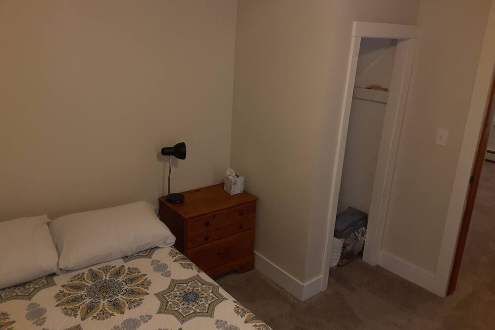 Photo of Bedroom in Newfield