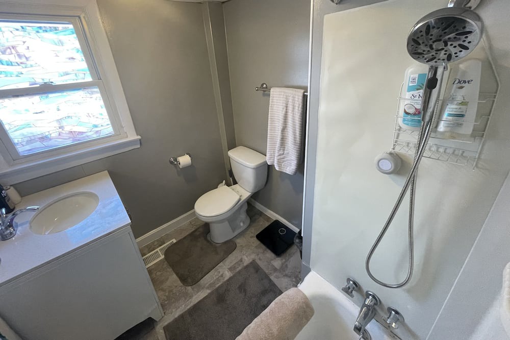 Photo of Bathroom in Derry