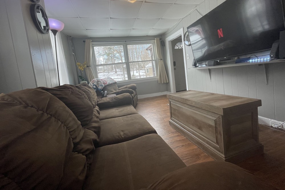 Photo of Livingroom in Derry