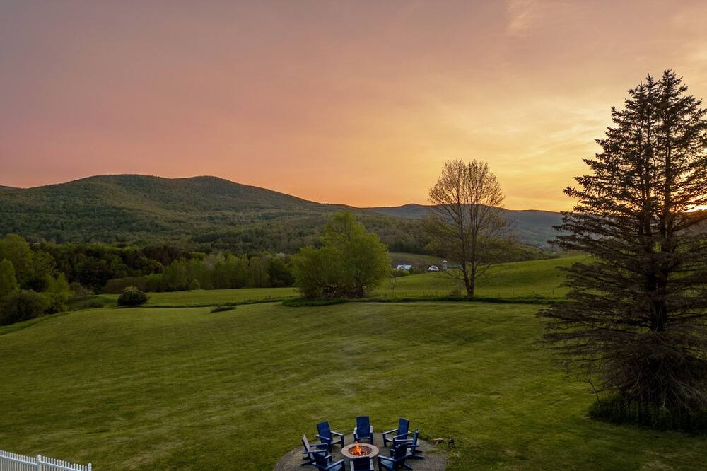 Photo of Outdoor in Lexington