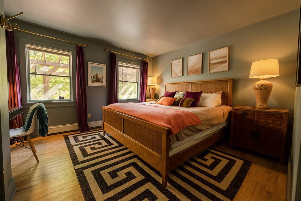 Photo of Bedroom in Lexington