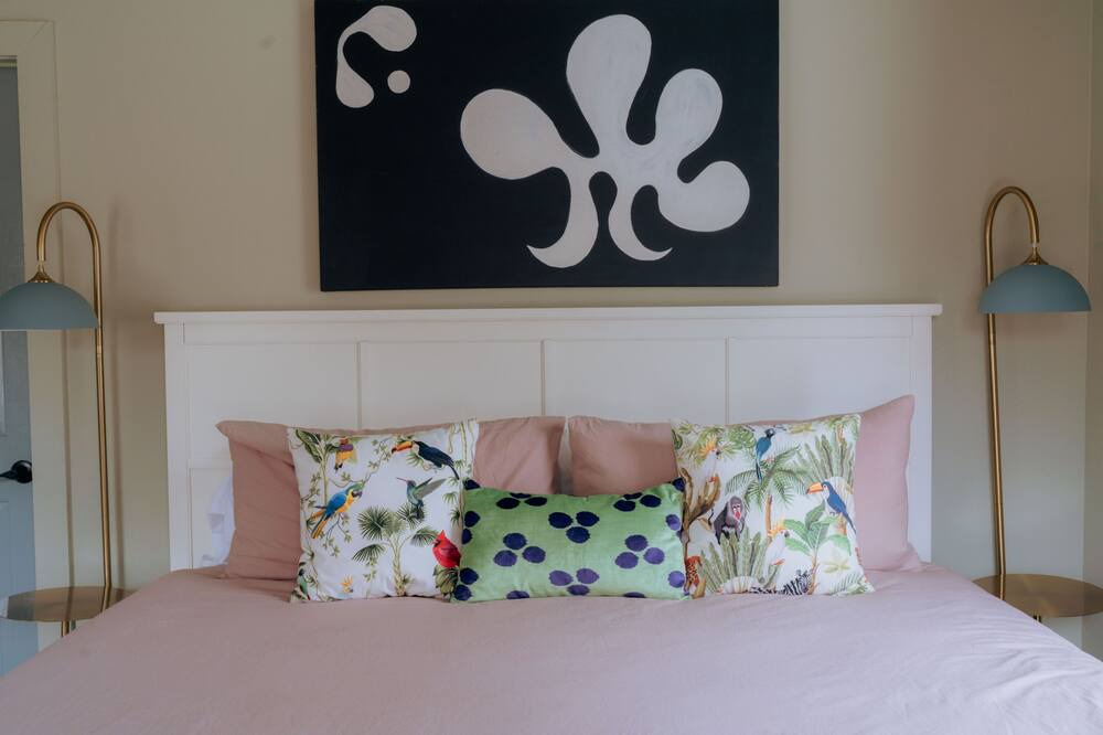 Photo of Bedroom in Lexington