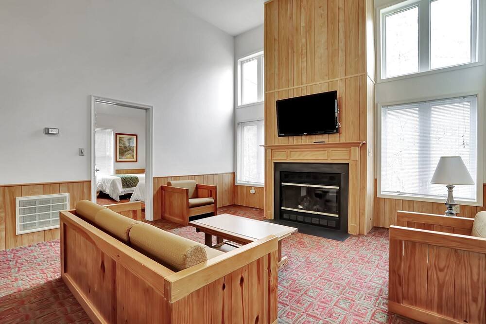 Photo of Livingroom in The Woods