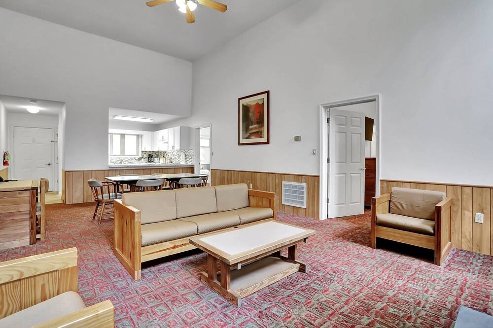 Photo of Livingroom in The Woods