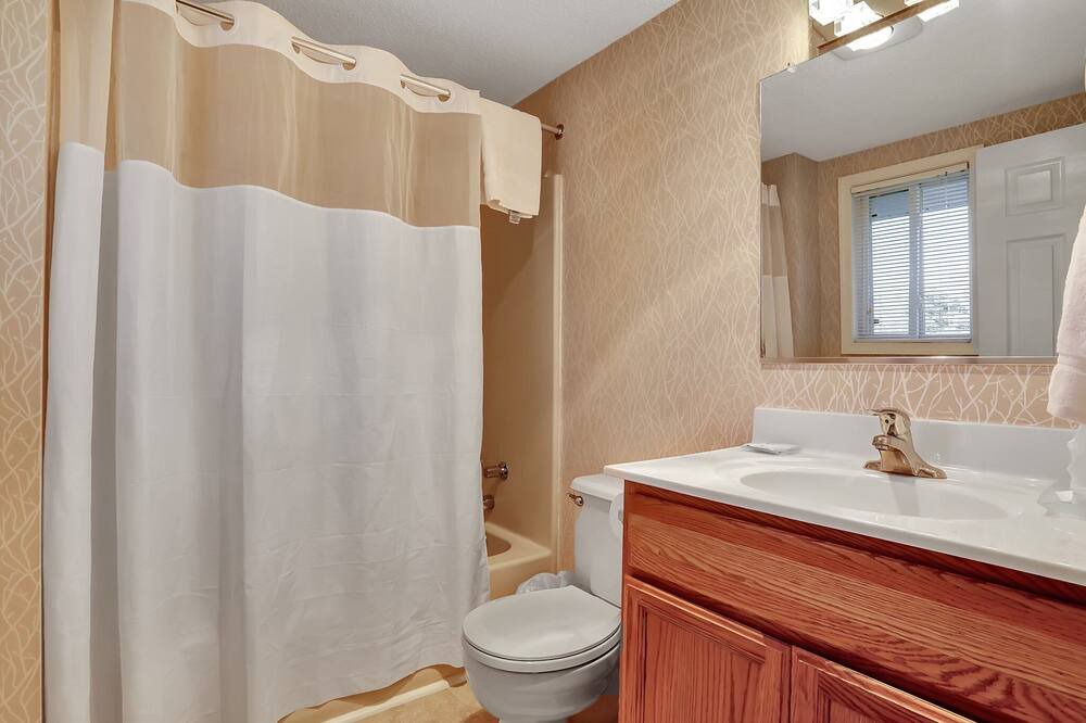 Photo of Bathroom in The Woods