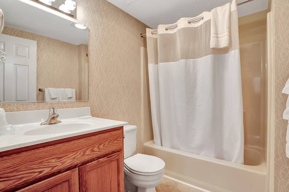 Photo of Bathroom in The Woods