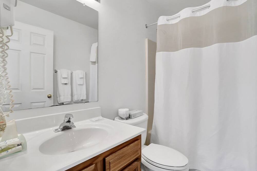 Photo of Bathroom in The Woods