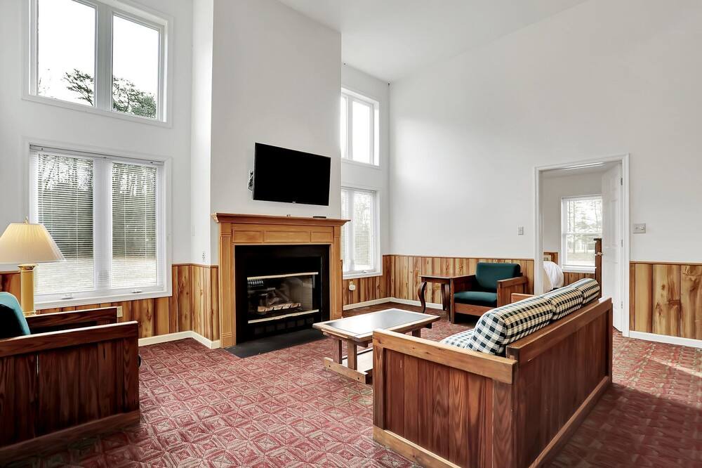 Photo of Livingroom in The Woods