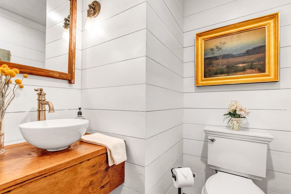 Photo of Bathroom in Quechee