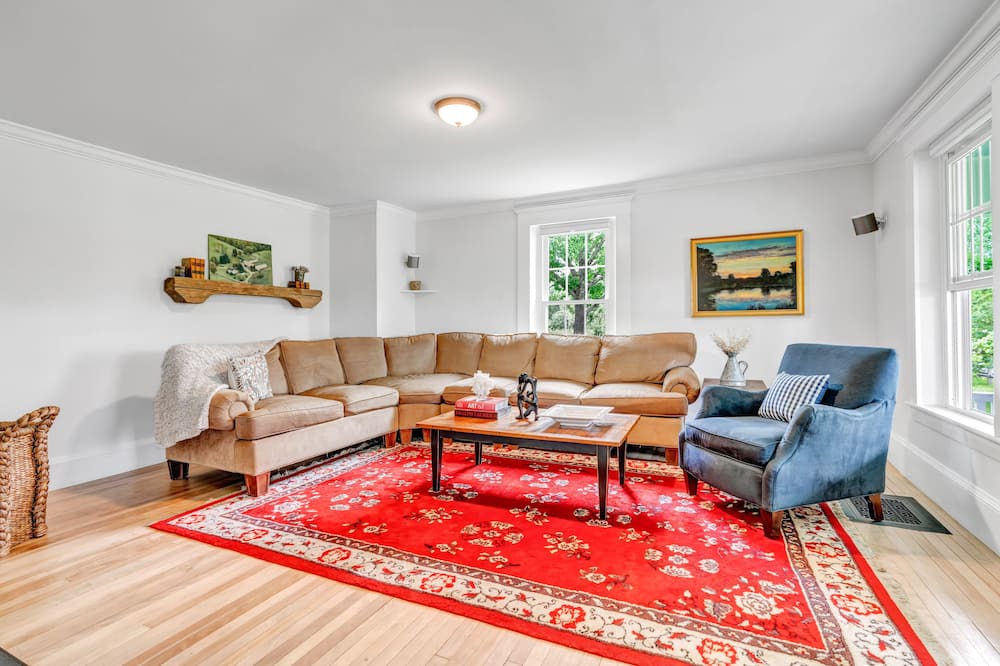 Photo of Livingroom in Quechee