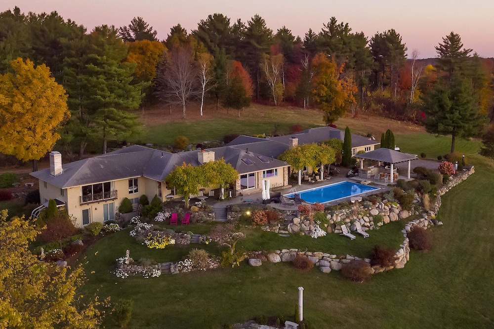 Photo of Outdoor in Lyndeborough
