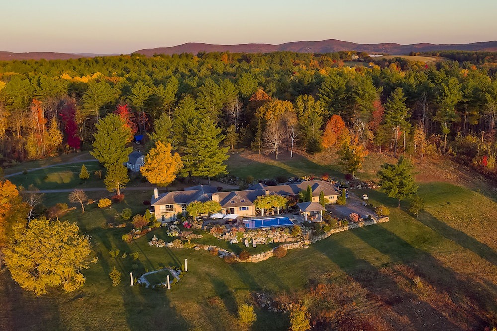 Photo of Outdoor in Lyndeborough