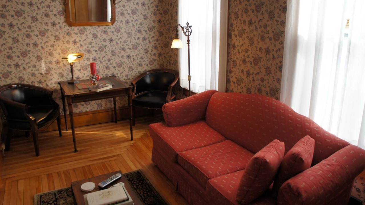 Photo of Livingroom in Barre